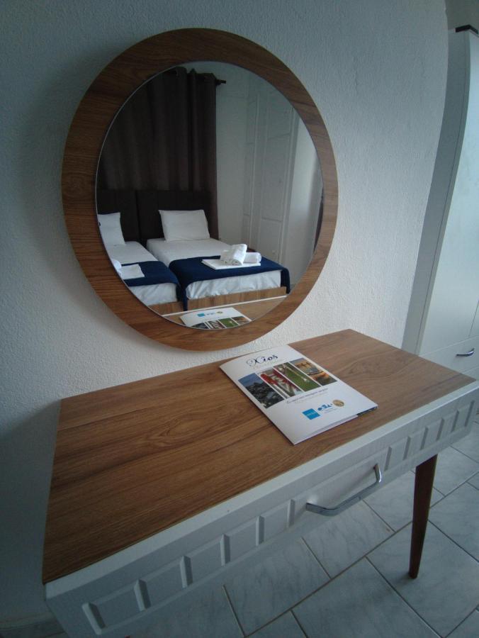 Omiros Rooms Chios Town Extérieur photo